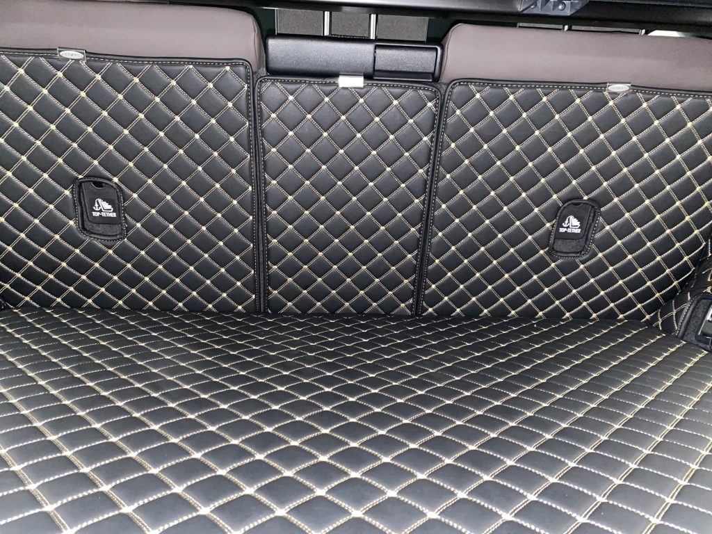 karpet mobil custom dari Fluxury