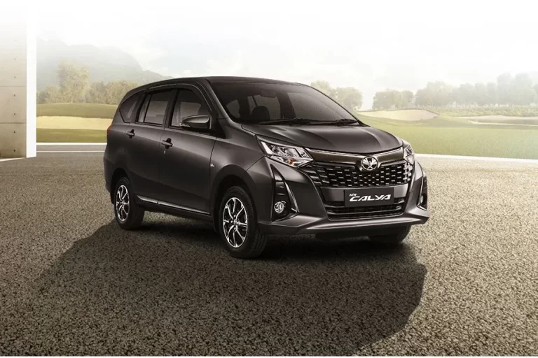 Mobil Paling Irit untuk Narik Taksi Online | Auto Frontier