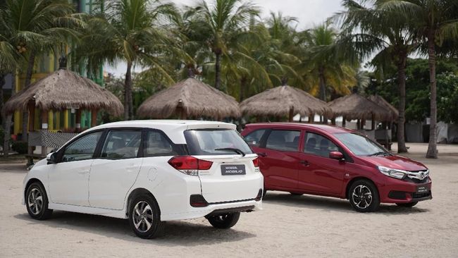 salah satu mobil paling irit adalah honda mobilio