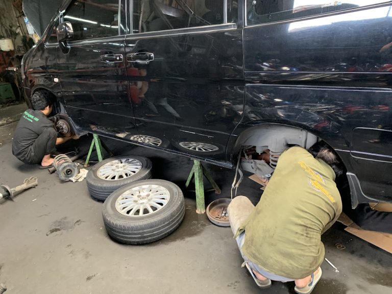 5 Spesialis Kaki-Kaki Mobil Handal Hindari Biaya Menguras Kantong