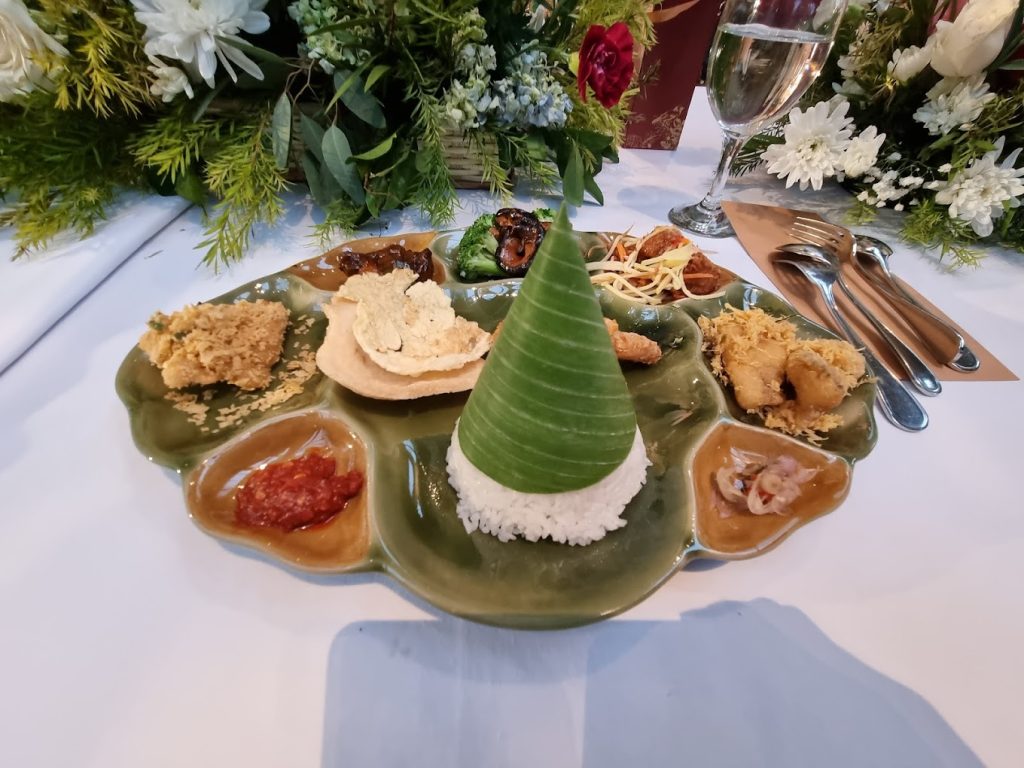 hutan kota by Plataran